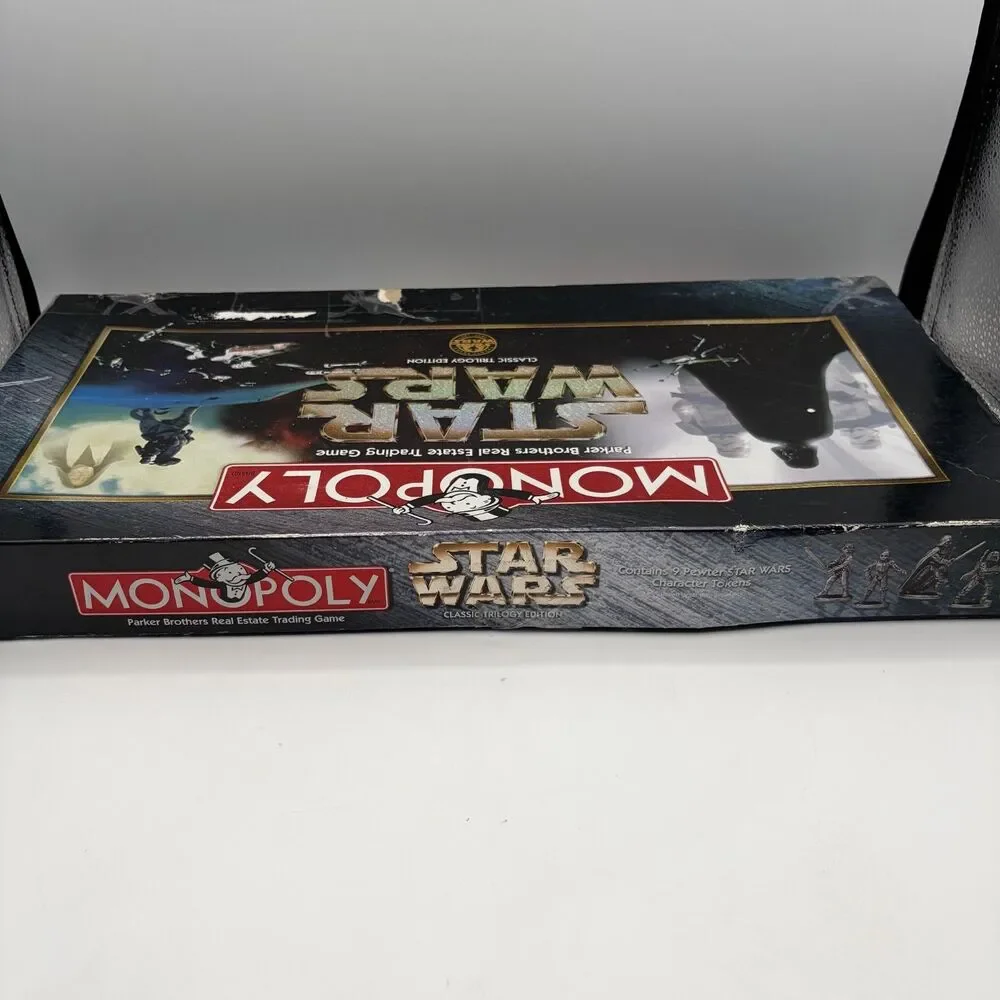 VINTAGE Monopoly Star Wars Classic Trilogy Edition COMPLETE  1997 Box Is Damaged